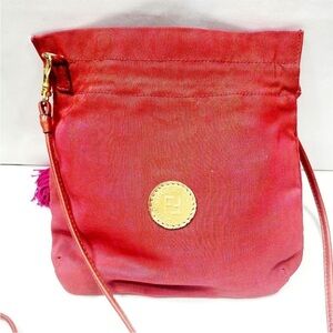 Fendi Red shoulder bag with Gold Accents